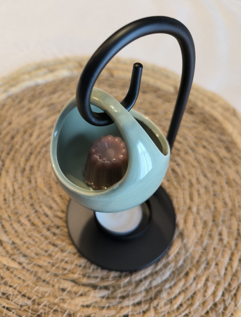 Brûle parfum SEIS avec fondant.jpg